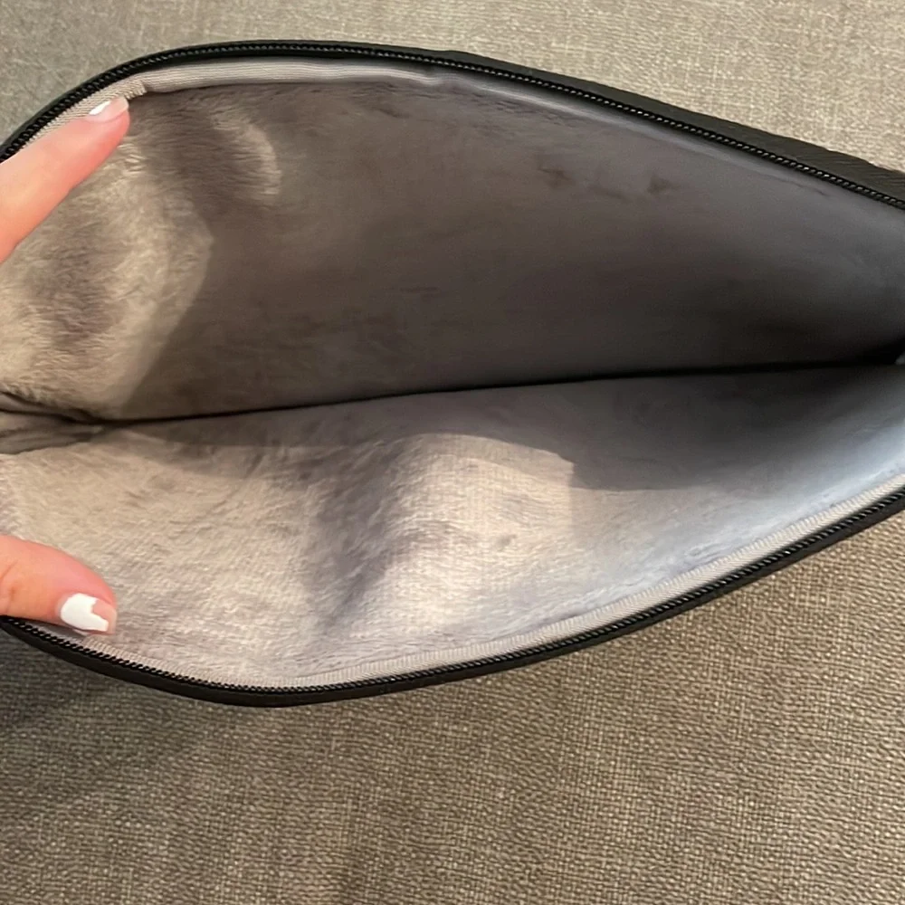 Black and white marble Laptop sleeve